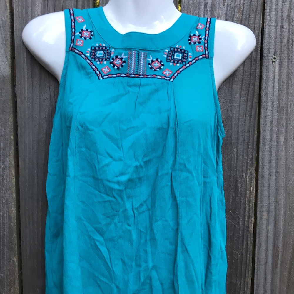 Speechless sleeveless shirt